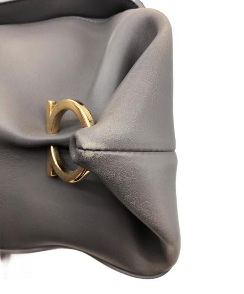 Salvatore Ferragamo（サルヴァトーレ フェラガモ）Salvatore Ferragamo (サルヴァトーレ フェラガモ) ハンドバッグ グレーの古着・服飾アイテム