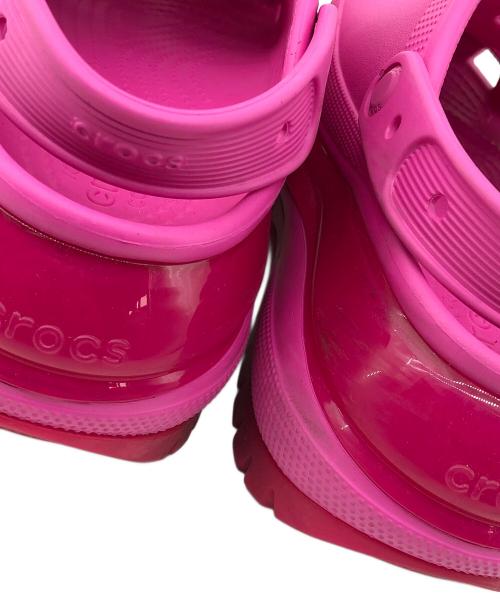 crocs（クロックス）crocs (クロックス) 厚底サンダル ショッキングピンク サイズ:8の古着・服飾アイテム