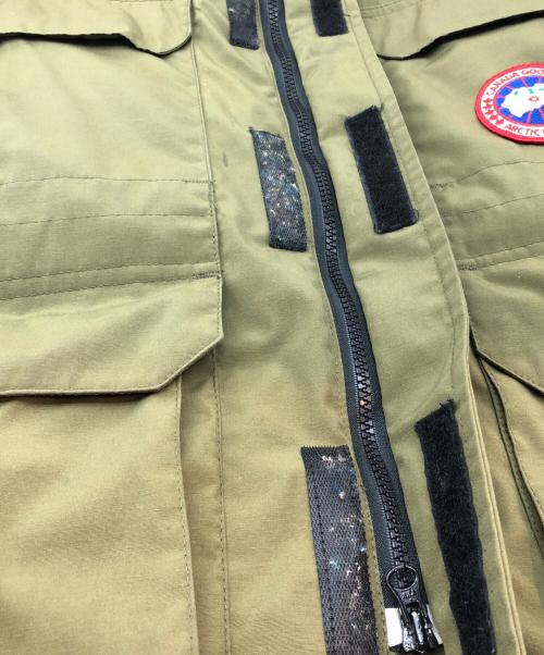 CANADA GOOSE（カナダグース）CANADA GOOSE (カナダグース) エクスペディションパーカ オリーブ サイズ:Ｓの古着・服飾アイテム