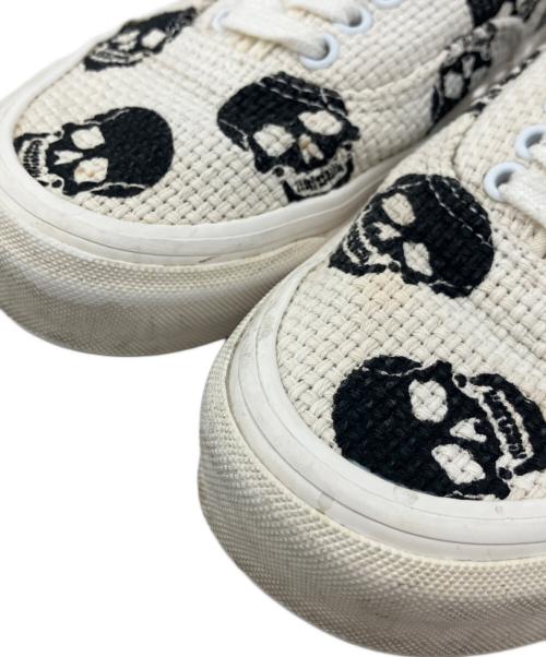 VANS（ヴァンズ）VANS (ヴァンズ) AUTHENTIC 44 DX ANAHEIM FACTORY SKULLS アイボリー サイズ:26の古着・服飾アイテム