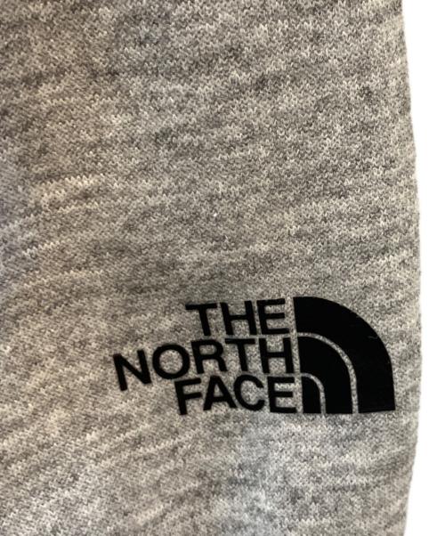THE NORTH FACE（ザ ノース フェイス）THE NORTH FACE (ザ ノース フェイス) バックハーフドームフーディ グレー サイズ:Ｌの古着・服飾アイテム