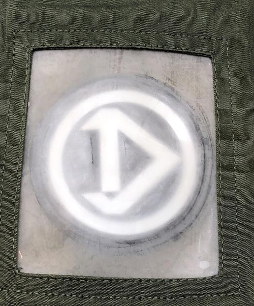 DIESEL（ディーゼル）DIESEL (ディーゼル) ベスト オリーブ サイズ:XLの古着・服飾アイテム
