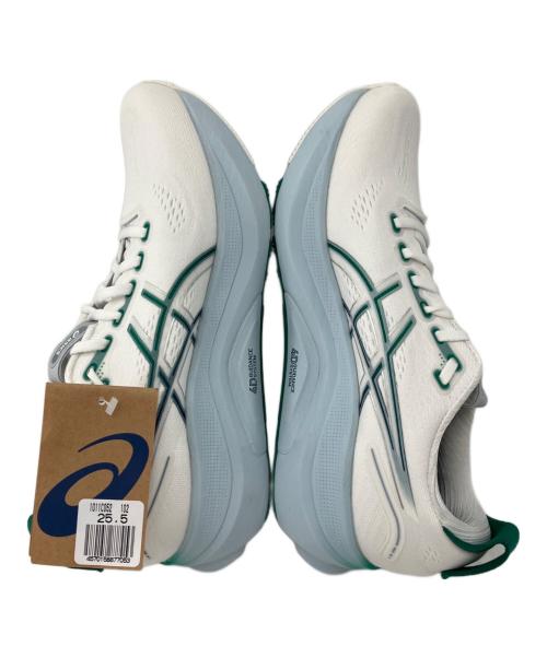 asics（アシックス）asics (アシックス) スニーカー ホワイト サイズ:25.5の古着・服飾アイテム
