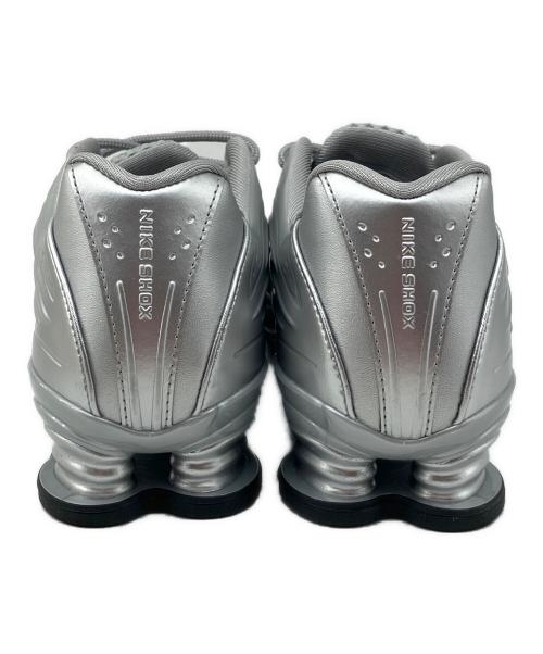 NIKE（ナイキ）NIKE (ナイキ) スニーカー SHOX グレー サイズ:25.5cmの古着・服飾アイテム
