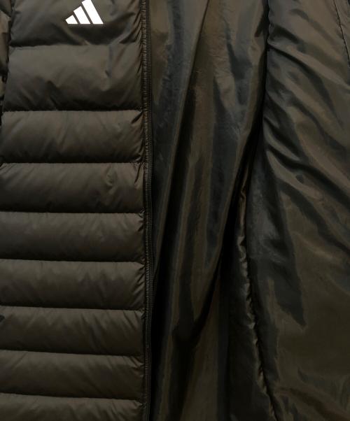 adidas（アディダス）adidas (アディダス) ロングダウンジャケット ブラック×ホワイト サイズ:XLの古着・服飾アイテム