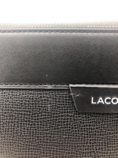 LACOSTE（ラコステ）LACOSTE (ラコステ) フラップレザーショルダーバッグ ブラックの古着・服飾アイテム