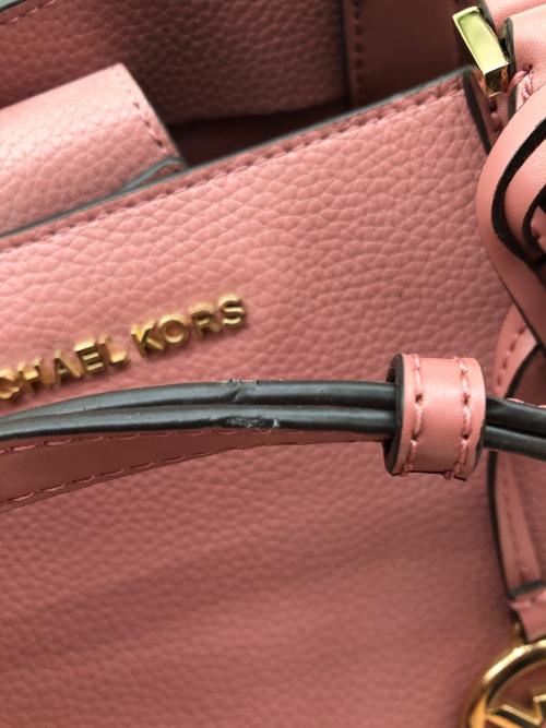 MICHAEL KORS（マイケルコース）MICHAEL KORS (マイケルコース) 2WAYショルダーバッグ ピンクの古着・服飾アイテム
