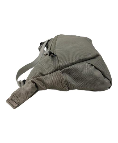 THE NORTH FACE（ザ ノース フェイス）THE NORTH FACE (ザ ノース フェイス) ショルダーバッグ ベージュ 未使用品の古着・服飾アイテム