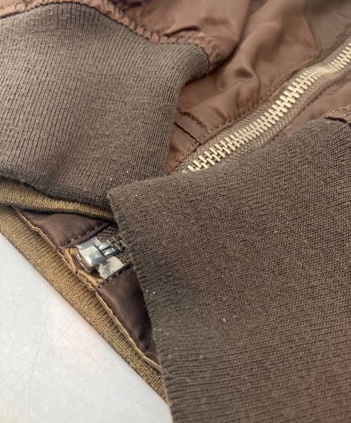 ALPHA INDUSTRIES（アルファインダストリーズ）ALPHA INDUSTRIES (アルファインダストリーズ) リバーシブスカジャン ベージュ×ホワイト サイズ:Ｌの古着・服飾アイテム