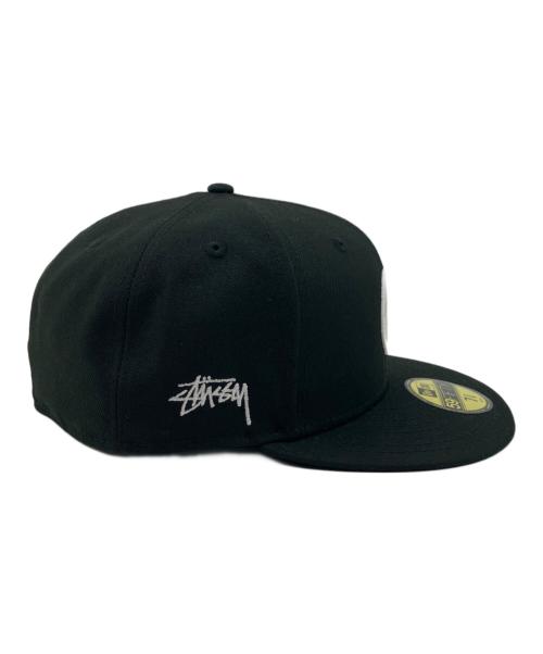 stussy（ステューシー）stussy (ステューシー) キャップ ピースサイン サイズ:60.6㎝ 未使用品の古着・服飾アイテム