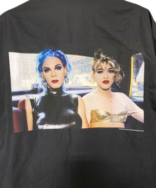 SUPREME（シュプリーム）SUPREME (シュプリーム) nan goldin (ナン ゴールディン) Misty and Jimmy Paulette Coaches Jacket ブラック サイズ:Lの古着・服飾アイテム