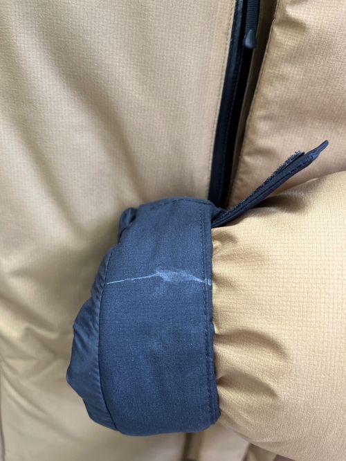 THE NORTH FACE（ザ ノース フェイス）THE NORTH FACE (ザ ノース フェイス) バルトロライトジャケット ユーティリティブラウン サイズ:Mの古着・服飾アイテム