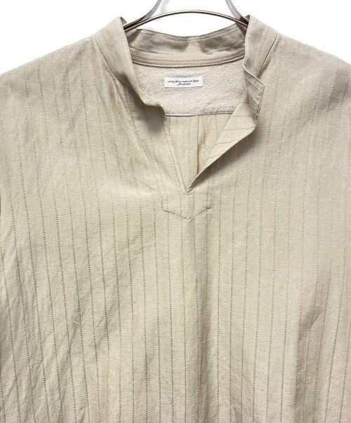 SUS-SOUS（シュス）sus-sous (シュス) スキッパーシャツ ベージュ サイズ:9の古着・服飾アイテム