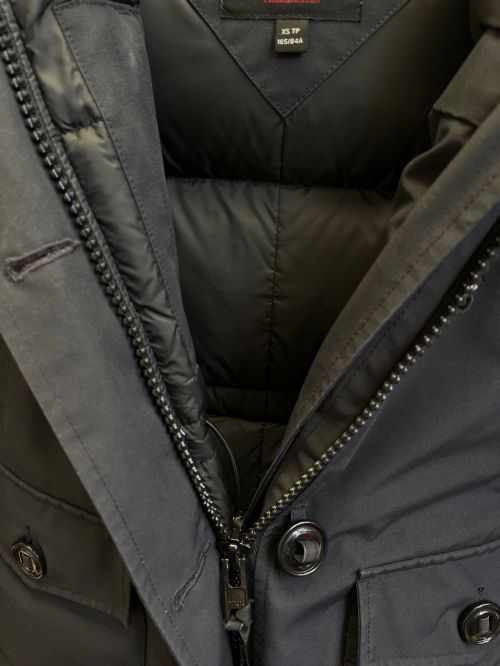 CANADA GOOSE（カナダグース）CANADA GOOSE (カナダグース) ダウンコート ブラック サイズ:XSの古着・服飾アイテム