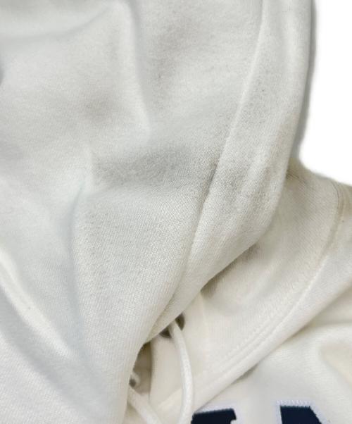 Champion REVERSE WEAVE（チャンピオン リバース ウィーブ）Champion REVERSE WEAVE (チャンピオン リバース ウィーブ) プルオーバーパーカー ホワイト サイズ:JPN XLの古着・服飾アイテム
