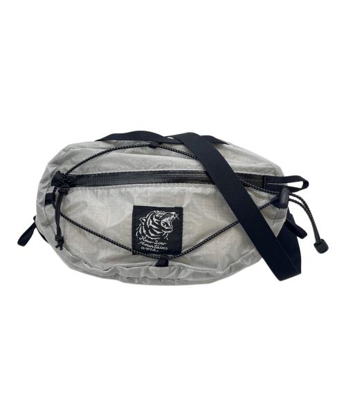 RawLow Mountain works（ロウロウ マウンテンワークス）RawLow Mountain Works (ロウロウ マウンテンワークス) ナッツパック グレーの古着・服飾アイテム