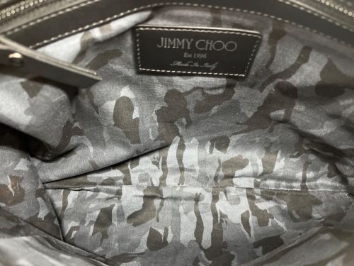 JIMMY CHOO（ジミーチュウ）JIMMY CHOO (ジミーチュウ) 型押しクラッチバッグ ブラックの古着・服飾アイテム