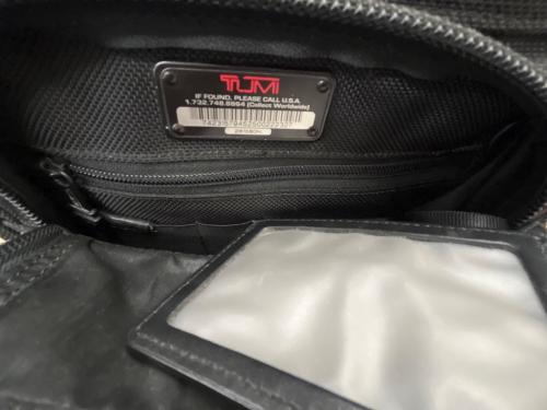 TUMI（トゥミ）TUMI (トゥミ) TUMI　ブリーフケース ブラックの古着・服飾アイテム