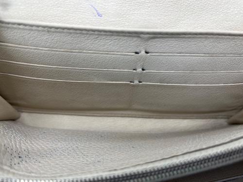LOUIS VUITTON（ルイ ヴィトン）LOUIS VUITTON (ルイ ヴィトン) 長財布の古着・服飾アイテム