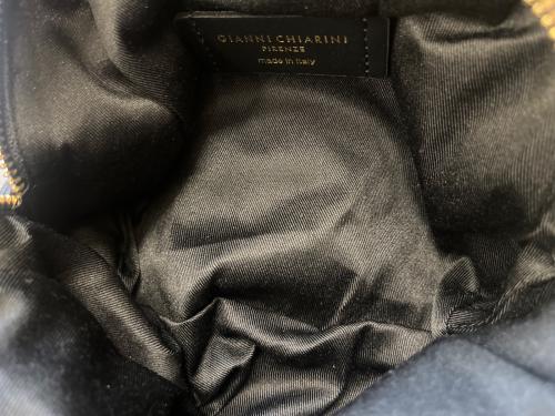 GIANNI CHIARINI（ジャンニ キアリーニ）GIANNI CHIARINI (ジャンニ キアリーニ) ショルダーバッグ ブラックの古着・服飾アイテム