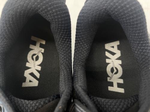 HOKAONEONE（ホカオネオネ）HOKAONEONE (ホカオネオネ) ランニングシューズ ブラック サイズ:26の古着・服飾アイテム