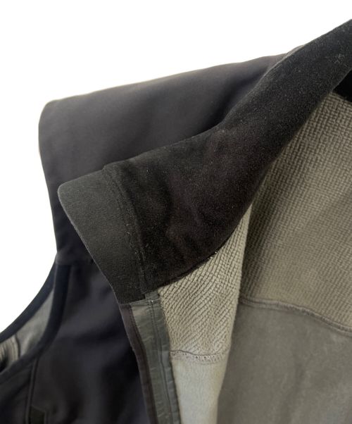 ARC'TERYX（アークテリクス）ARC'TERYX (アークテリクス) ベスト ブラック サイズ:Lの古着・服飾アイテム
