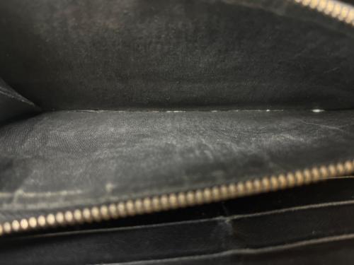 BOTTEGA VENETA（ボッテガベネタ）BOTTEGA VENETA (ボッテガベネタ) BOTTEGA VENETA　ラウンドファスナー財布 ブラックの古着・服飾アイテム