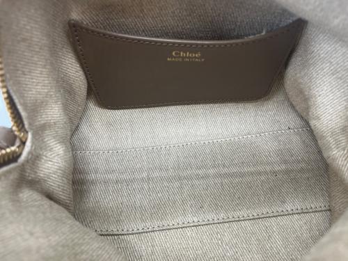 Chloe（クロエ）Chloe (クロエ) JUDY ポシェットショルダーバッグ ベージュの古着・服飾アイテム