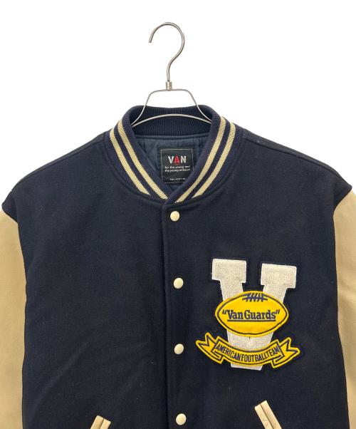 VAN（ヴァン）VAN (ヴァン) スタジャン ベージュ×ネイビー サイズ:LLの古着・服飾アイテム