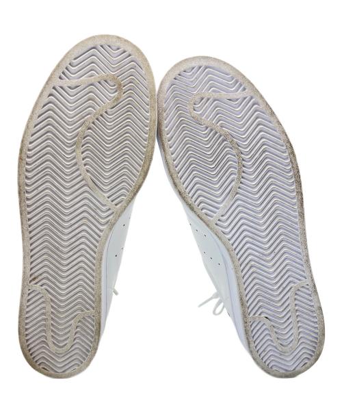 adidas（アディダス）adidas (アディダス) スニーカー ホワイト×ネイビー サイズ:27.5の古着・服飾アイテム