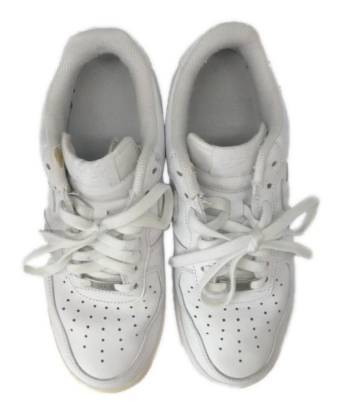 NIKE（ナイキ）NIKE (ナイキ) スニーカー ホワイト サイズ:27の古着・服飾アイテム