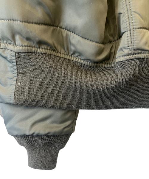 AVIREX（アヴィレックス）AVIREX (アヴィレックス) トップガン MA-1 カスタム グレー サイズ:MEDIUMの古着・服飾アイテム