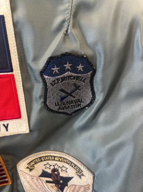 AVIREX（アヴィレックス）AVIREX (アヴィレックス) トップガン MA-1 カスタム グレー サイズ:MEDIUMの古着・服飾アイテム