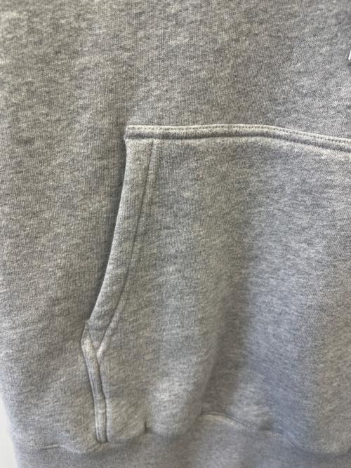 maison kitsune（メゾンキツネ）MAISON KITSUNE (メゾンキツネ) パーカー グレー サイズ:Mの古着・服飾アイテム