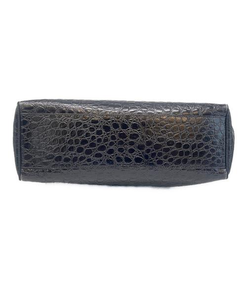 Salvatore Ferragamo（サルヴァトーレ フェラガモ）Salvatore Ferragamo (サルヴァトーレ フェラガモ) Salvatore Ferragamo　型押しトートバッグ ブラックの古着・服飾アイテム