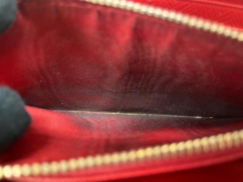 PRADA（プラダ）PRADA (プラダ) PRADA　サフィアーノ　長財布 レッドの古着・服飾アイテム