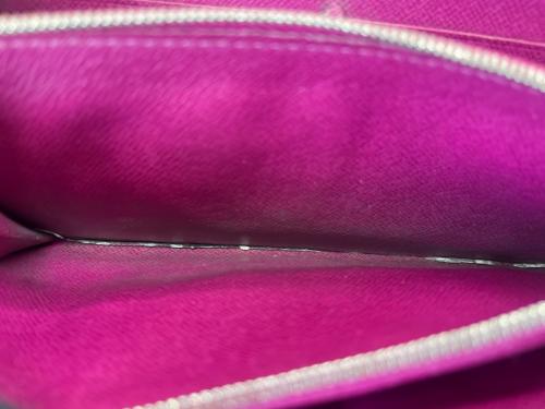 LOUIS VUITTON（ルイ ヴィトン）LOUIS VUITTON (ルイ ヴィトン) 長財布 ピンクの古着・服飾アイテム