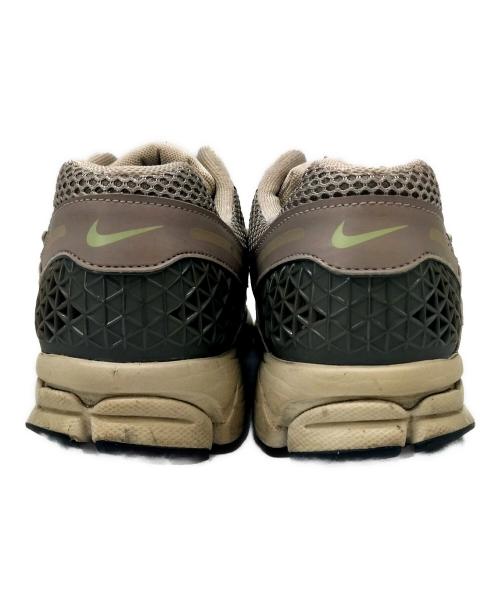 NIKE（ナイキ）NIKE (ナイキ) NIKE　FB8825-001　スニーカー グレー サイズ:29の古着・服飾アイテム