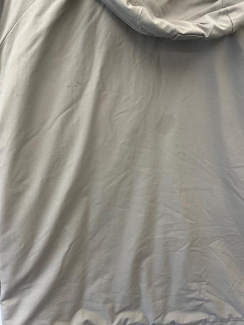 US.ARMY（ユーエスアーミー）US.ARMY (ユーエスアーミー) PARKA ENTREME COLD WEATHER オリーブ サイズ:MEDIUMの古着・服飾アイテム