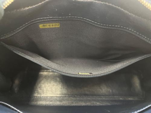 CHANEL（シャネル）CHANEL (シャネル) CHANEL　チェーンショルダーバッグ ブラックの古着・服飾アイテム