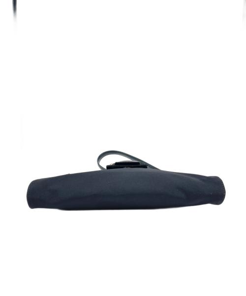 Salvatore Ferragamo（サルヴァトーレ フェラガモ）Salvatore Ferragamo (サルヴァトーレ フェラガモ) セミショルダーバッグ ブラックの古着・服飾アイテム