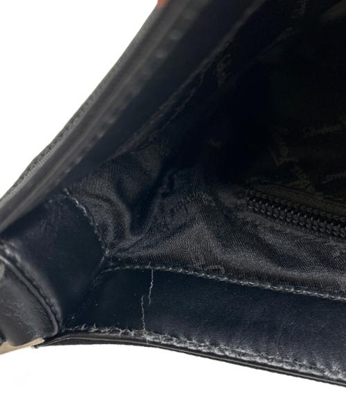 Salvatore Ferragamo（サルヴァトーレ フェラガモ）Salvatore Ferragamo (サルヴァトーレ フェラガモ) セミショルダーバッグ ブラックの古着・服飾アイテム