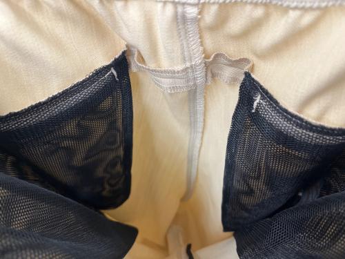 Needles（ニードルズ）Needles (ニードルズ) パンツ ベージュ サイズ:Mの古着・服飾アイテム