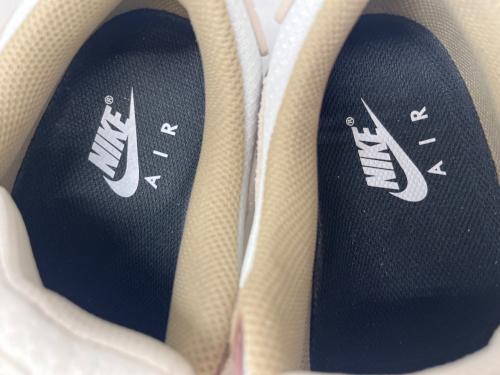 NIKE（ナイキ）NIKE (ナイキ) NIKE　AIR MAX90　スニーカー ベージュ×ホワイト サイズ:27.0の古着・服飾アイテム