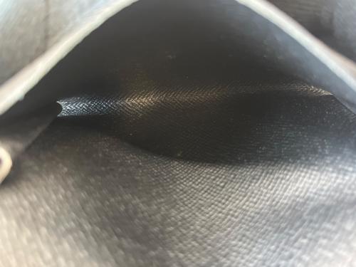 LOUIS VUITTON（ルイ ヴィトン）LOUIS VUITTON (ルイ ヴィトン) カードケース　エピ　M56582 ブラックの古着・服飾アイテム