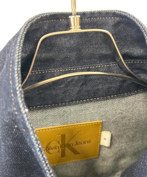 Calvin Klein Jeans（カルバンクラインジーンズ）Calvin Klein Jeans (カルバンクラインジーンズ) Calvin Klein Jeans　J326391　デニムジャケット インディゴ サイズ:Mの古着・服飾アイテム