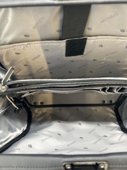 Artphere（アートフィアー）ARTPHERE (アートフィアー) ARTPHERE　ショルダーバッグ ネイビー×ブラックの古着・服飾アイテム