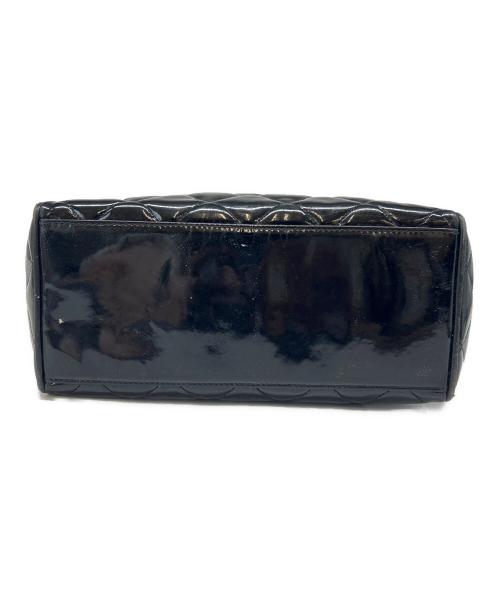 CHANEL（シャネル）CHANEL (シャネル) CHANEL エナメルバッグ ブラックの古着・服飾アイテム