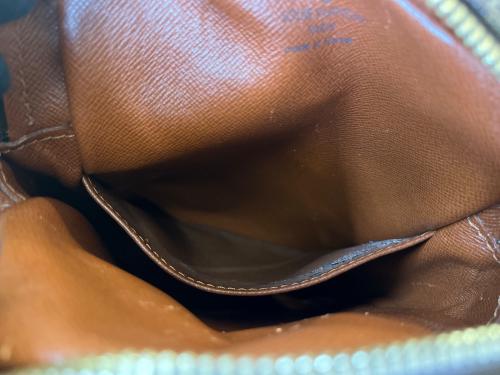 LOUIS VUITTON（ルイ ヴィトン）LOUIS VUITTON (ルイ ヴィトン) LOUIS VUITTON　モノグラム　アマゾン　ショルダーバッグ ブラウンの古着・服飾アイテム