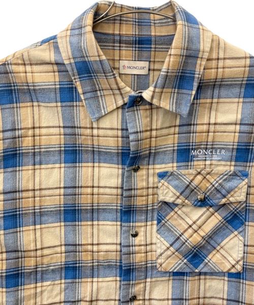 MONCLER（モンクレール）MONCLER (モンクレール) MONCLER　バックロゴフランネルシャツ ブルー×ベージュ サイズ:Lの古着・服飾アイテム